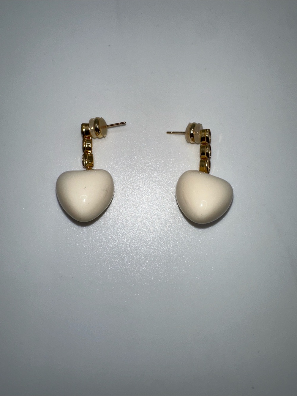 Fashion Jewelry Gold-Tone Chain Earrings with Cream Heart Drops